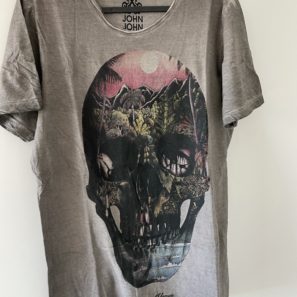 John John T-shirt